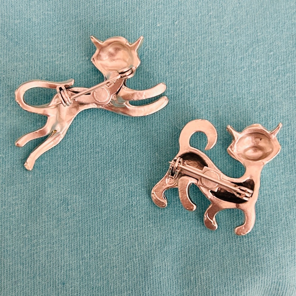 Vintage Turquoise Eye Silver Tone Cat Brooch Set - Picture 4 of 5